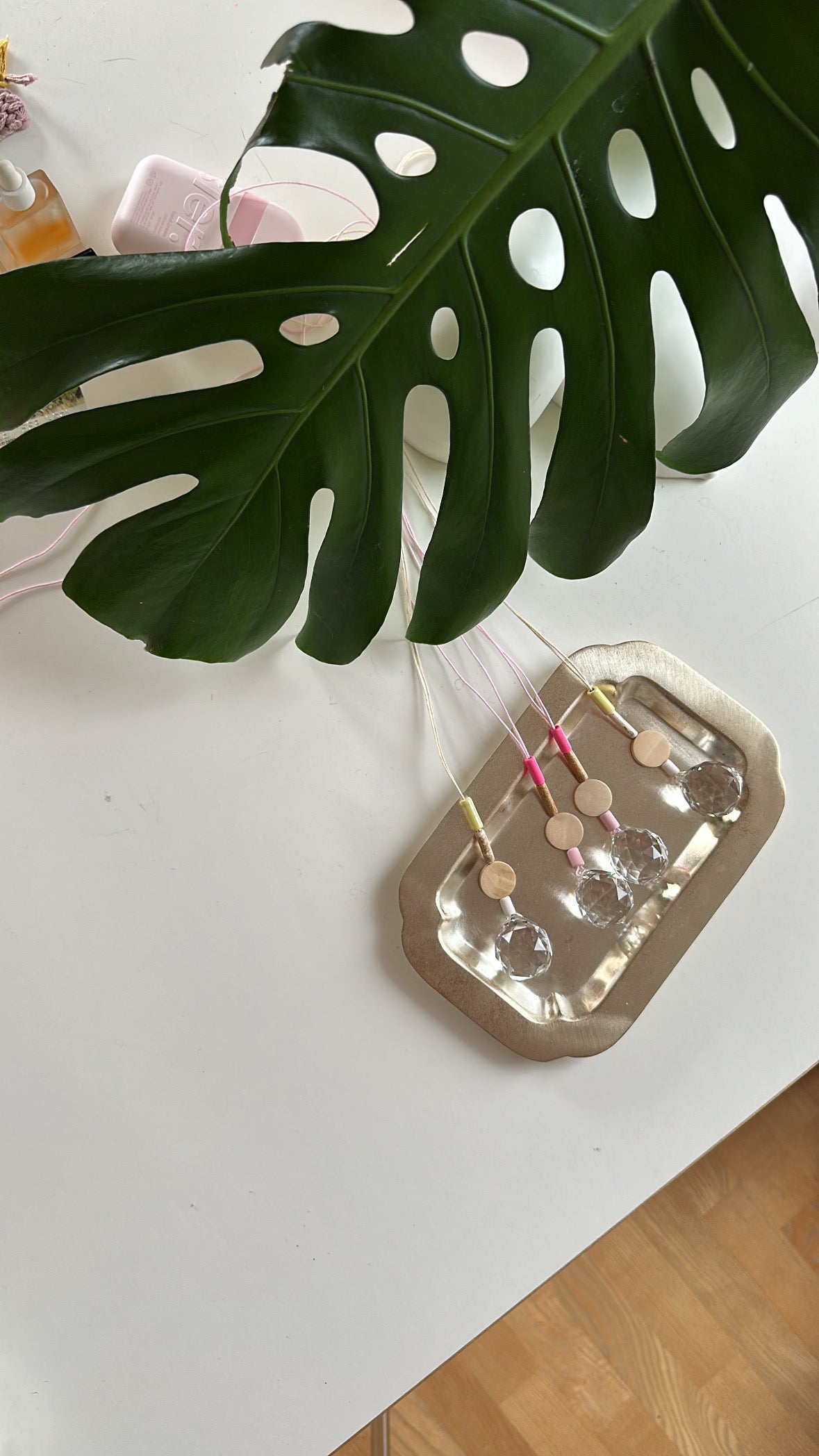 Suncatcher - Frau Gold