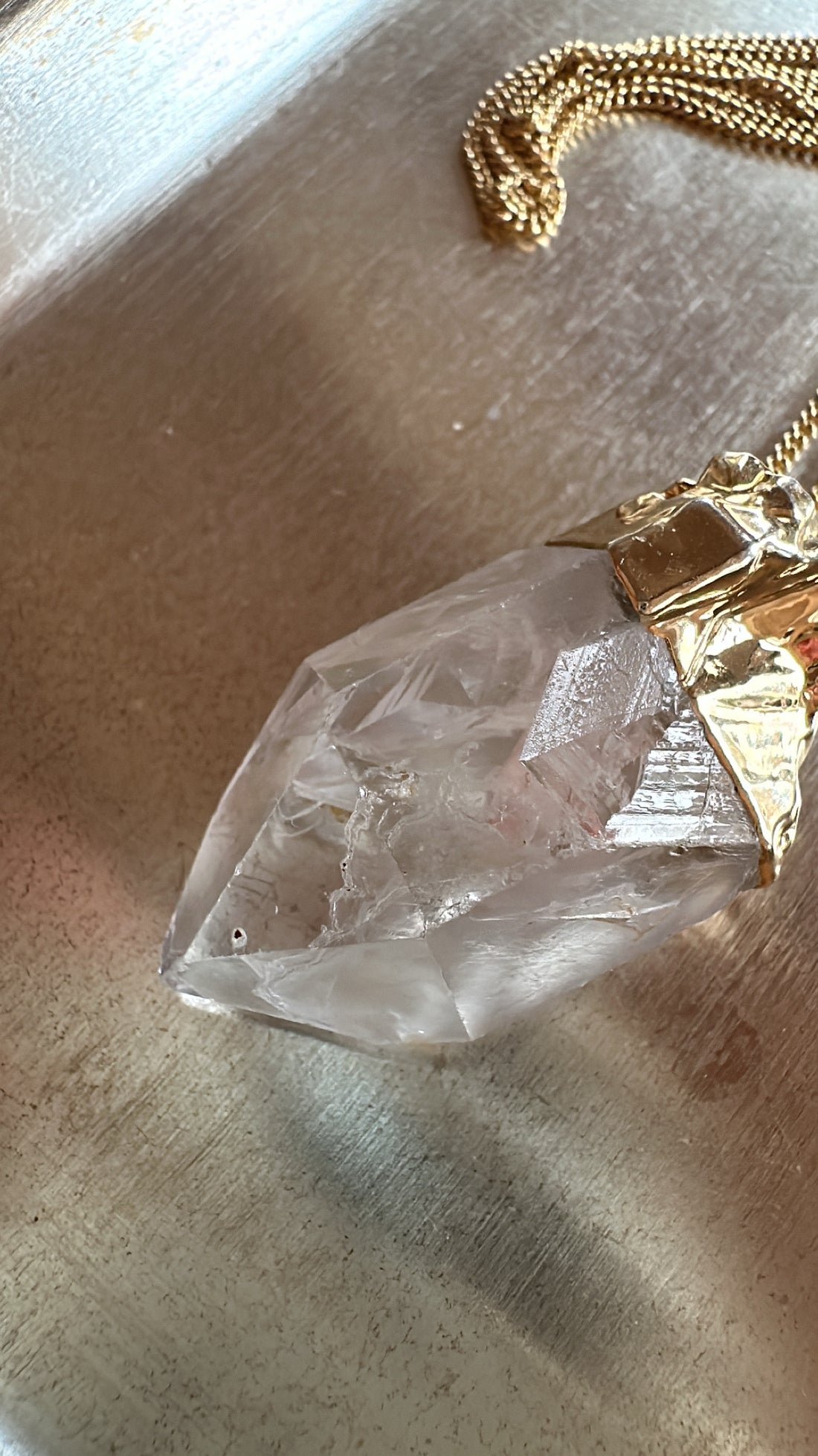 Bergkristallkette Cluster - Frau Gold