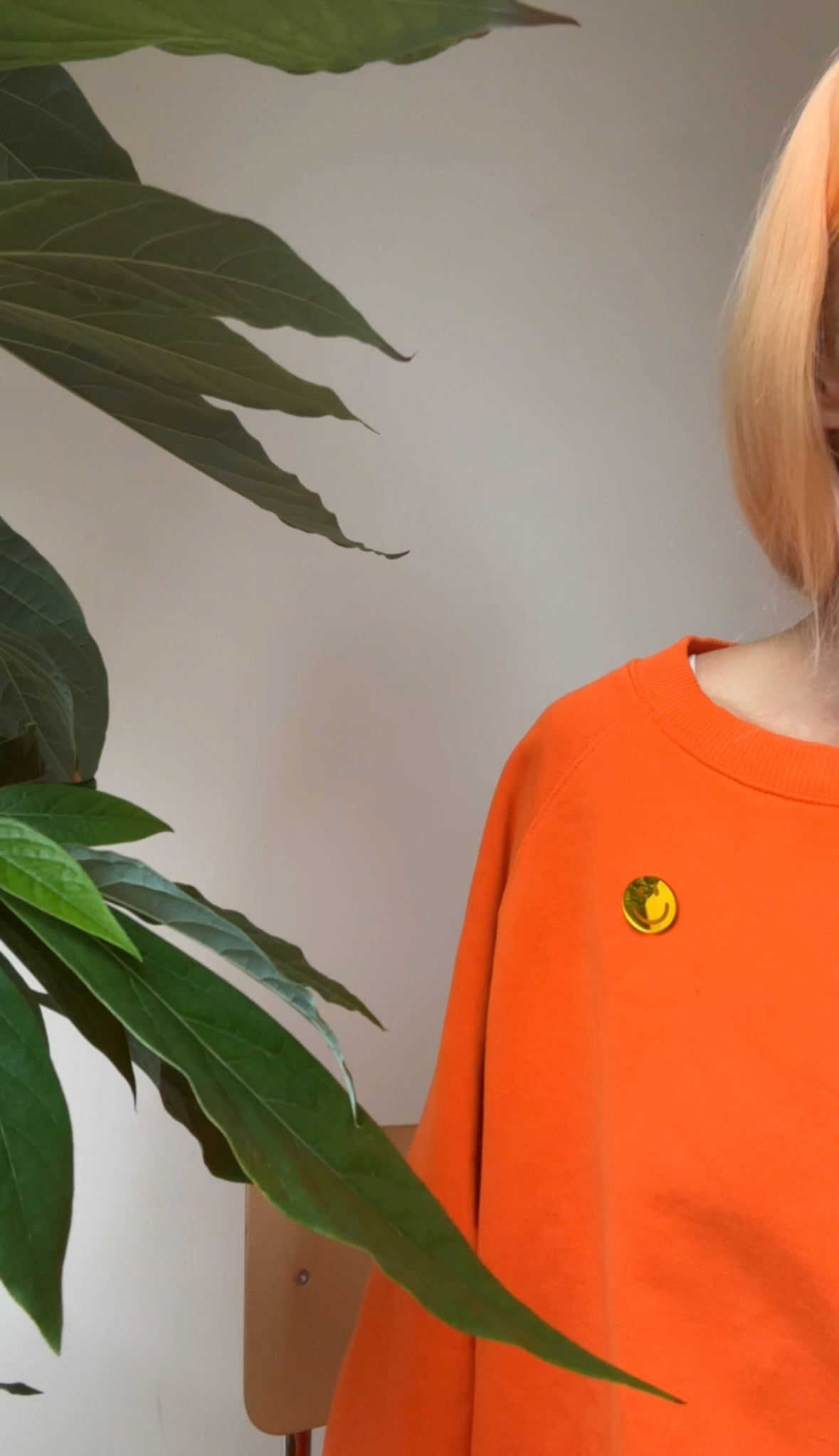 Smiley Pin - Frau Gold