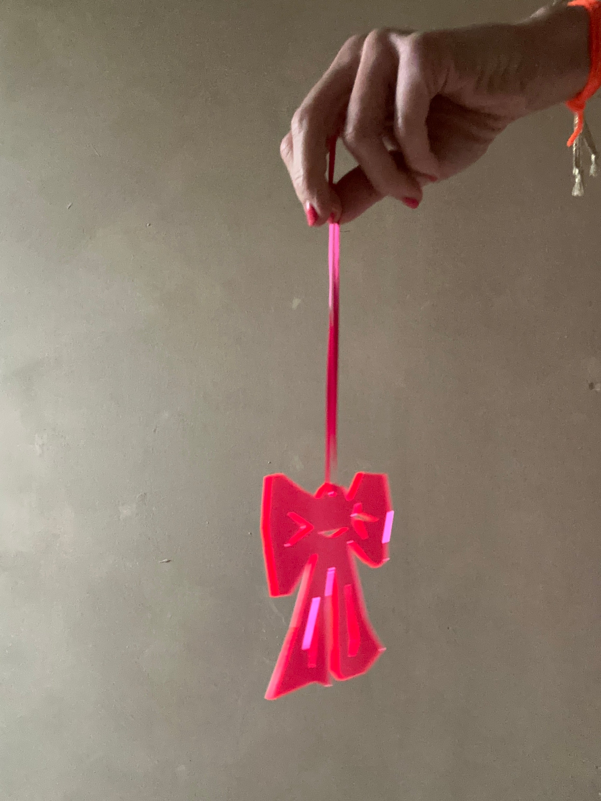 Glowy Bow, Leuchtpink - Frau Gold