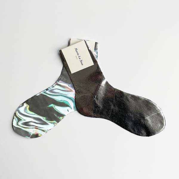 One ribbed laminated- silk socks