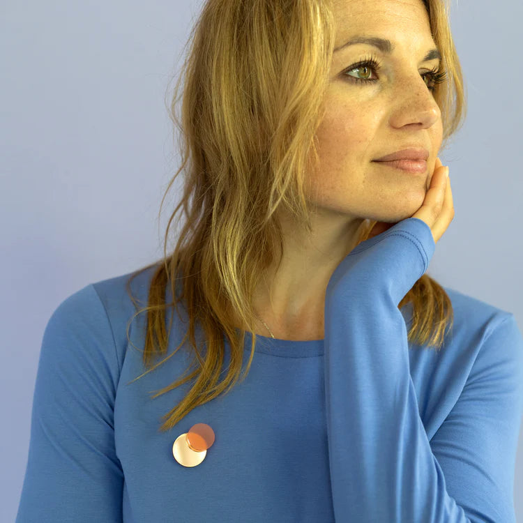 Konfettibrosche - Frau Gold