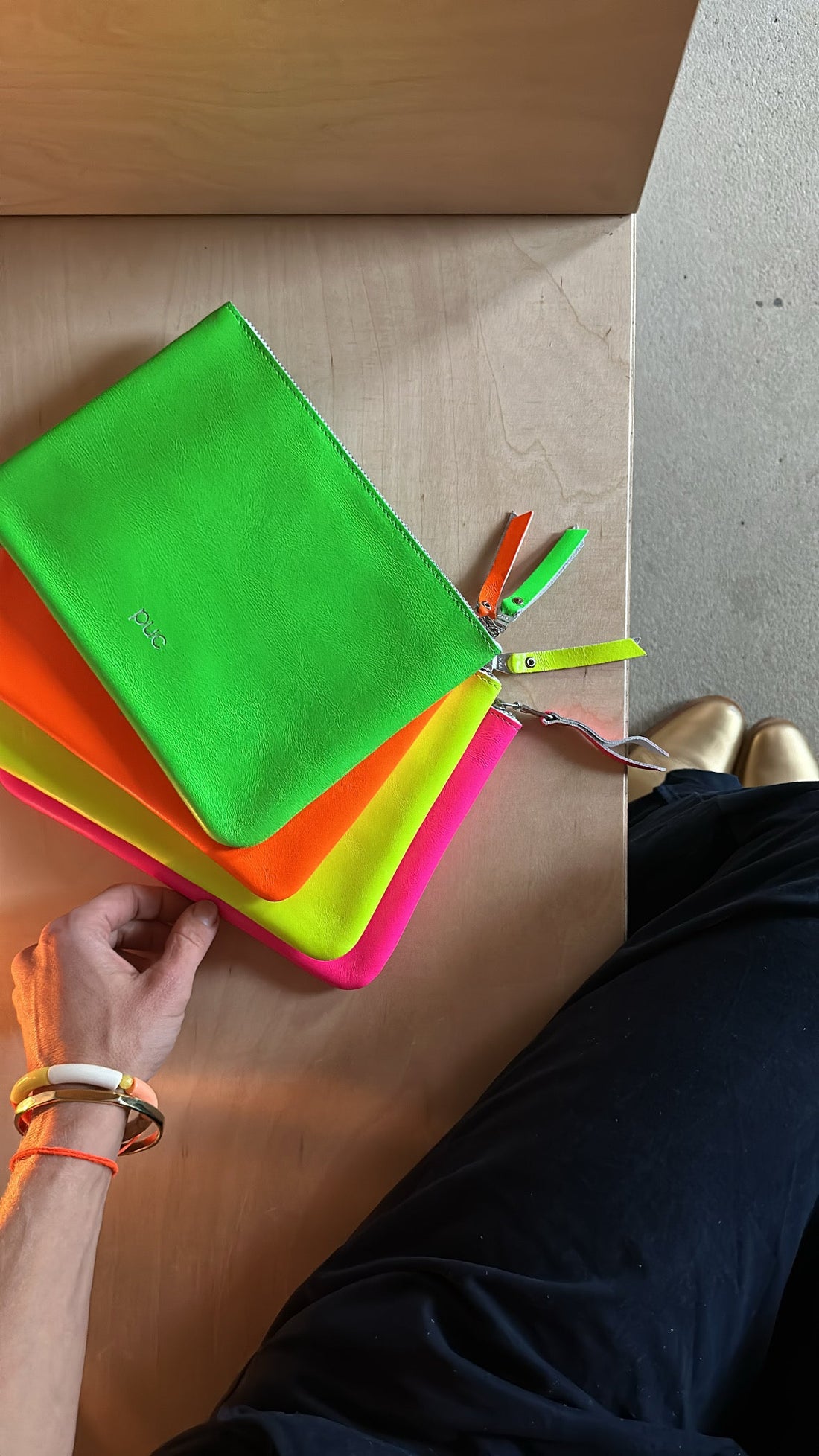 Clutch Neon - Frau Gold