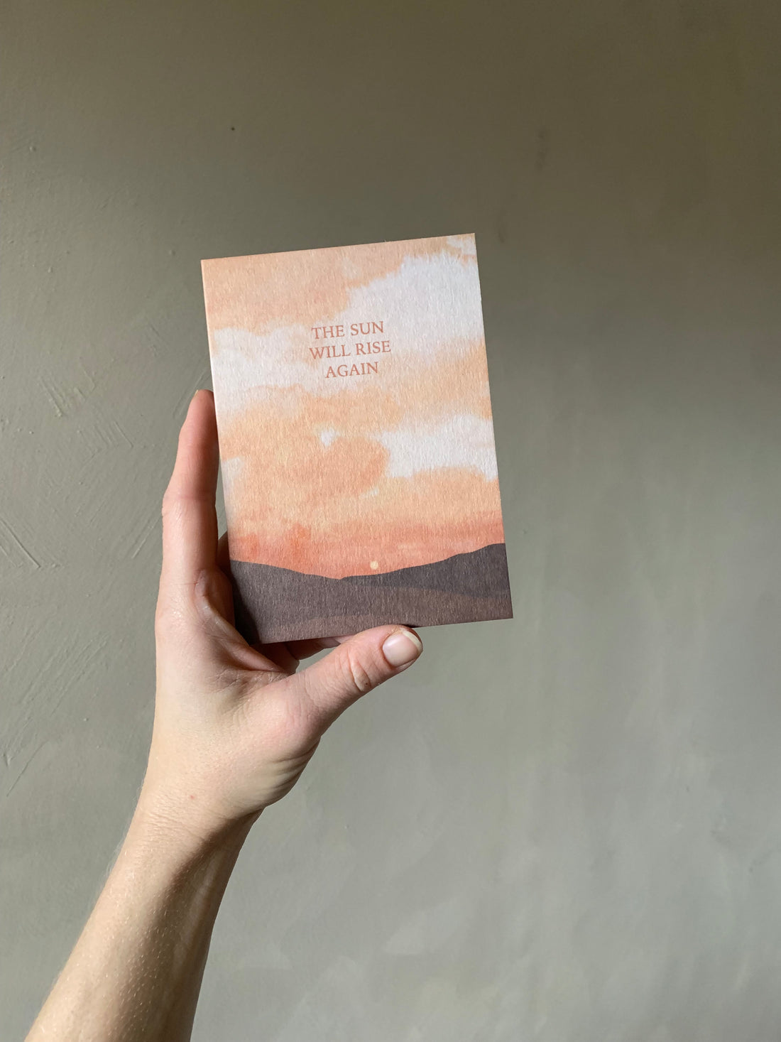 The sun will rise again - Frau Gold