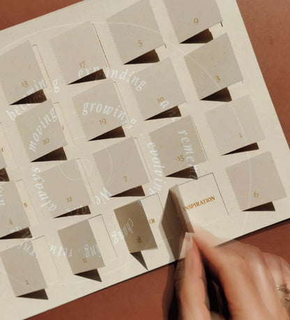 COSMIC INTENTIONS – Adventskalender mit 24 Intentionen