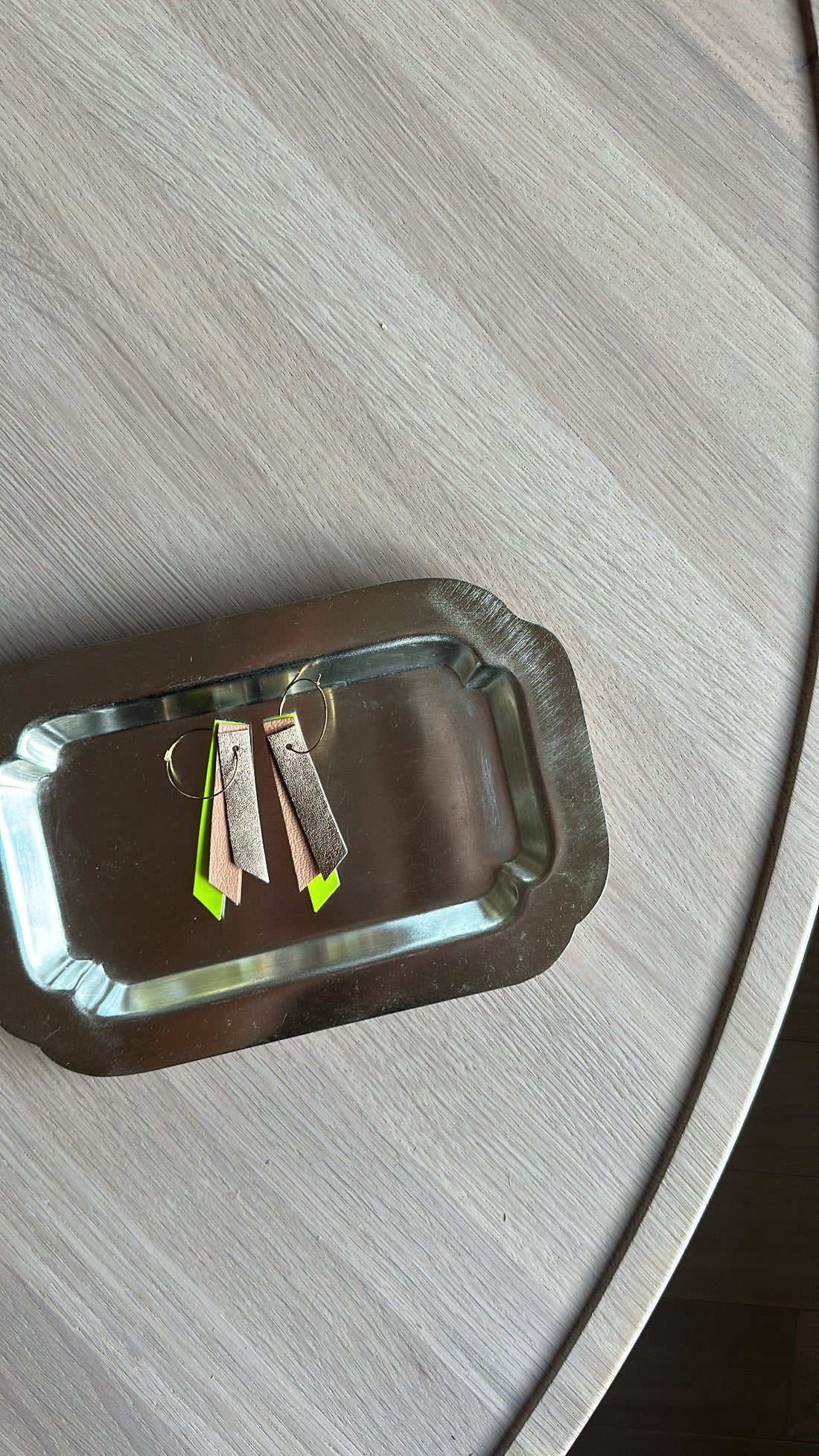 Bauhaus Ohrring Disco - gold - Frau Gold