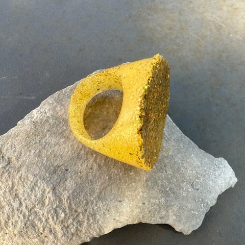 Statementring Gold Dust - Frau Gold
