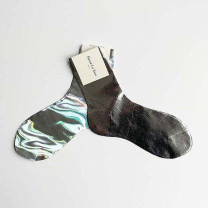 One ribbed laminated- silk socks