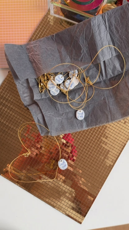 Porzellan-Kette »Fuck x-mas«