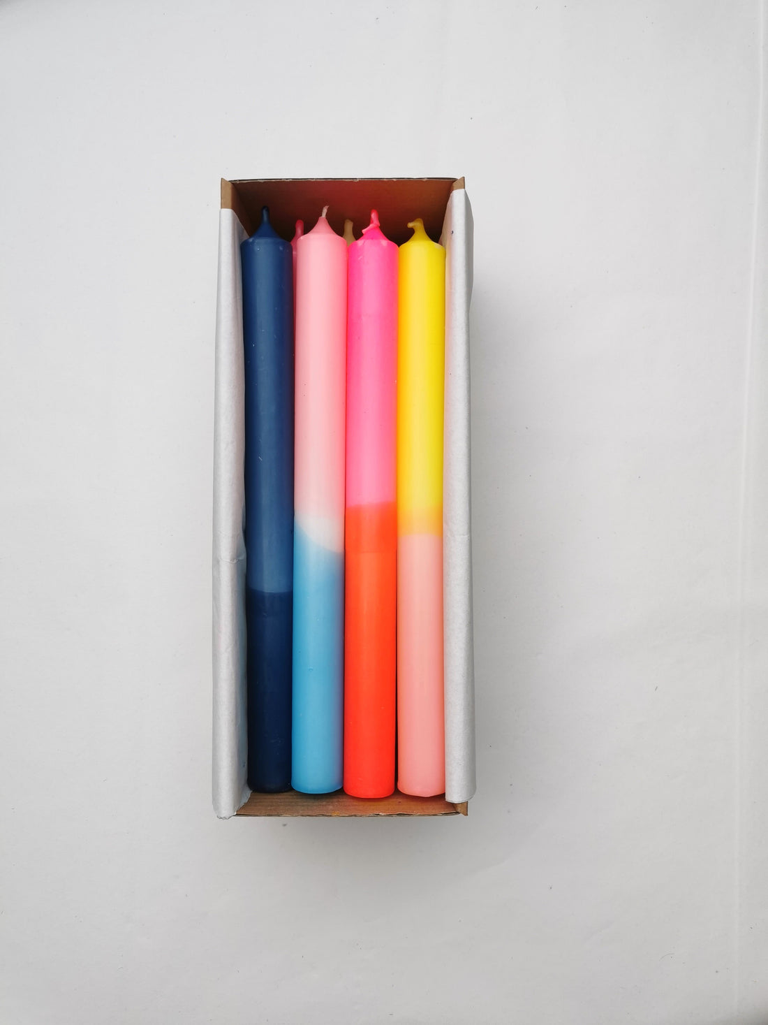 Der grosse Satz - 10 oder 20 klassische Tafelkerzen - Frau Gold