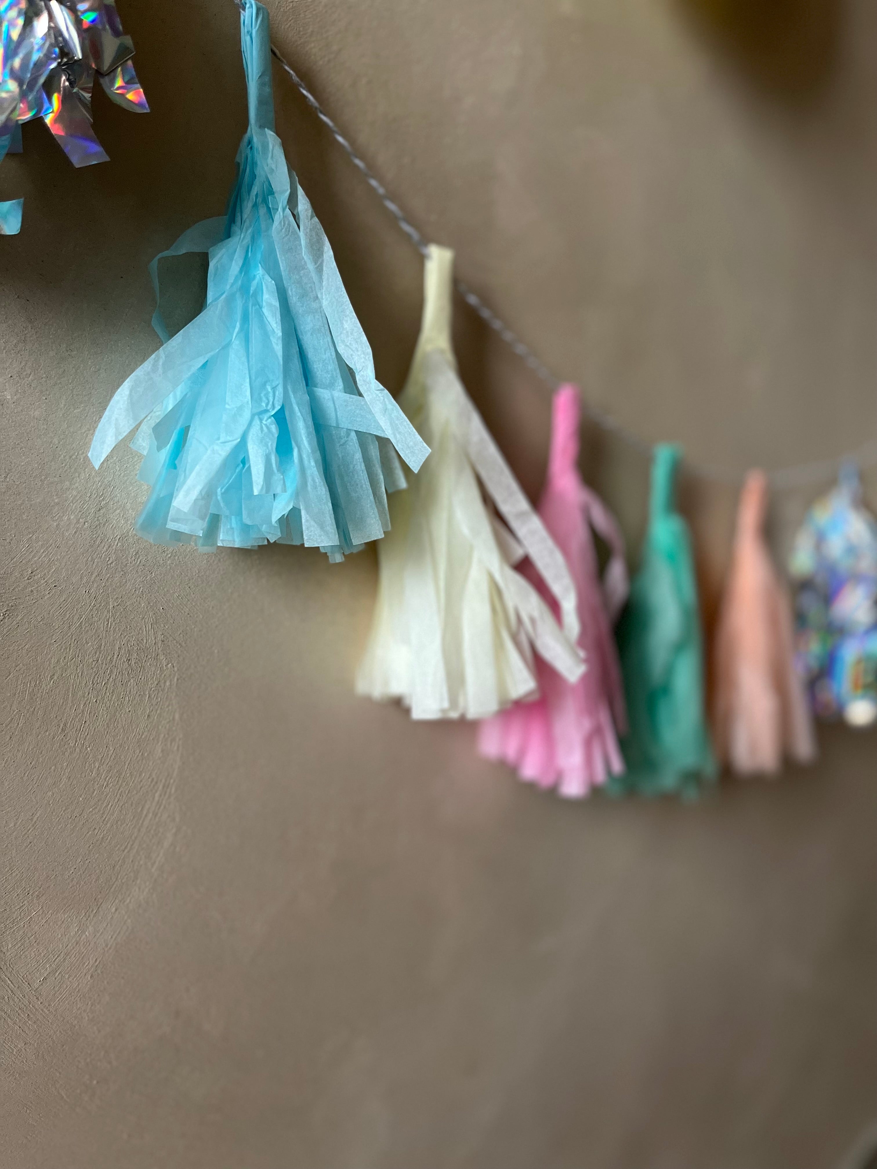 Bougies d’anniversaire « Confettis » - une phrase de huit pièces